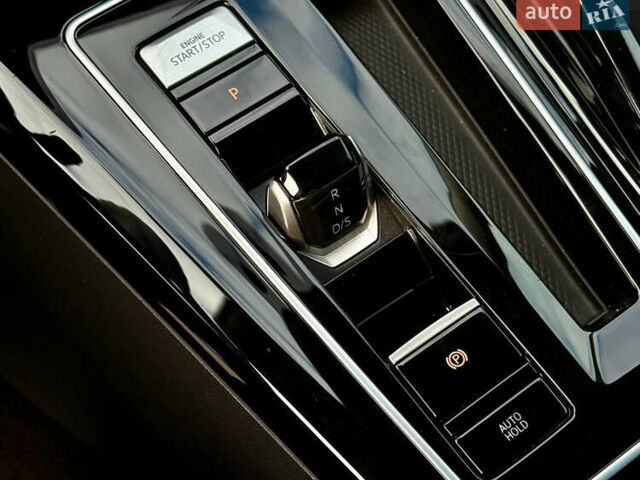 Белый Фольксваген Гольф, объемом двигателя 2 л и пробегом 34 тыс. км за 28500 $, фото 26 на Automoto.ua