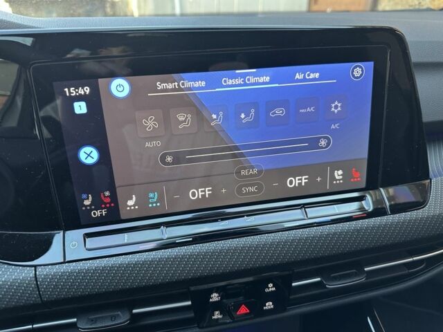 Белый Фольксваген Гольф, объемом двигателя 2 л и пробегом 40 тыс. км за 50000 $, фото 9 на Automoto.ua
