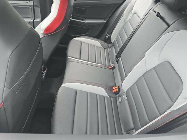 Білий Фольксваген Гольф, об'ємом двигуна 0 л та пробігом 12 тис. км за 26300 $, фото 6 на Automoto.ua