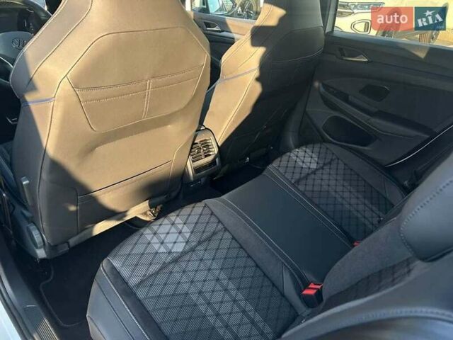 Белый Фольксваген Гольф, объемом двигателя 1.4 л и пробегом 13 тыс. км за 31000 $, фото 17 на Automoto.ua