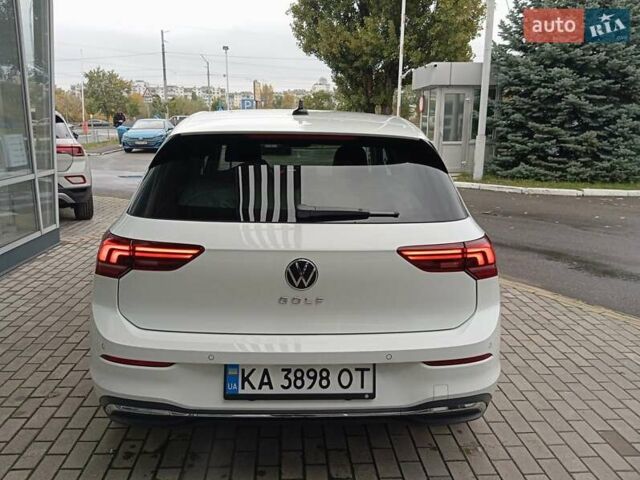 Белый Фольксваген Гольф, объемом двигателя 1.4 л и пробегом 13 тыс. км за 28900 $, фото 5 на Automoto.ua