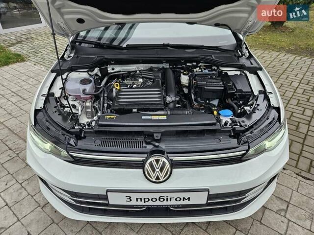 Белый Фольксваген Гольф, объемом двигателя 1.4 л и пробегом 13 тыс. км за 30890 $, фото 55 на Automoto.ua