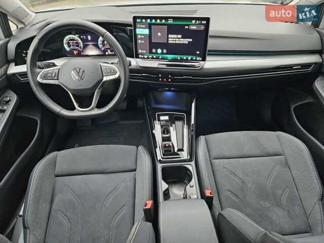 Белый Фольксваген Гольф, объемом двигателя 1.4 л и пробегом 13 тыс. км за 30890 $, фото 37 на Automoto.ua