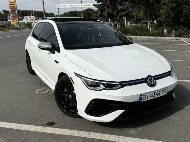 Белый Фольксваген Гольф, объемом двигателя 2 л и пробегом 3 тыс. км за 47000 $, фото 1 на Automoto.ua