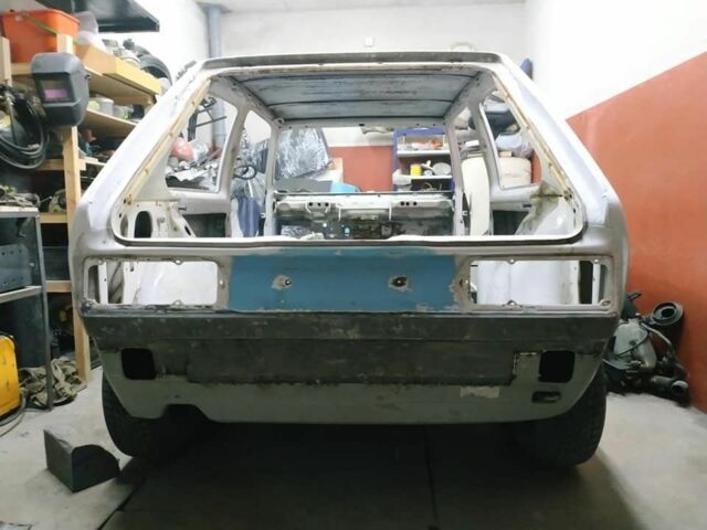 Белый Фольксваген Гольф, объемом двигателя 0 л и пробегом 200 тыс. км за 1600 $, фото 7 на Automoto.ua