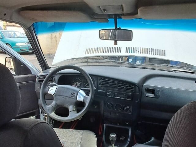 Белый Фольксваген Гольф, объемом двигателя 1.3 л и пробегом 260 тыс. км за 833 $, фото 12 на Automoto.ua