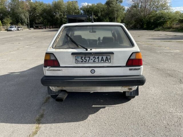 Білий Фольксваген Гольф, об'ємом двигуна 0 л та пробігом 300 тис. км за 500 $, фото 2 на Automoto.ua