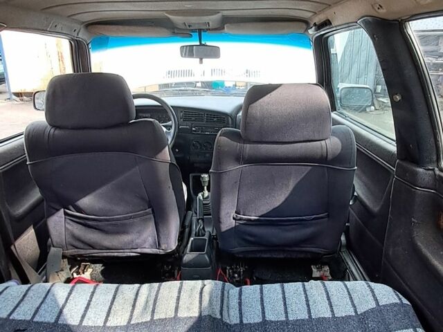 Белый Фольксваген Гольф, объемом двигателя 1.3 л и пробегом 260 тыс. км за 833 $, фото 18 на Automoto.ua