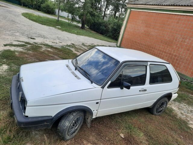 Білий Фольксваген Гольф, об'ємом двигуна 1 л та пробігом 320 тис. км за 500 $, фото 5 на Automoto.ua