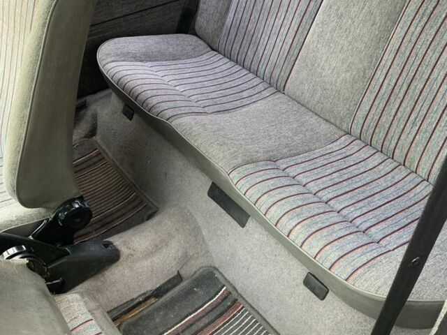 Белый Фольксваген Гольф, объемом двигателя 1.3 л и пробегом 200 тыс. км за 1600 $, фото 11 на Automoto.ua