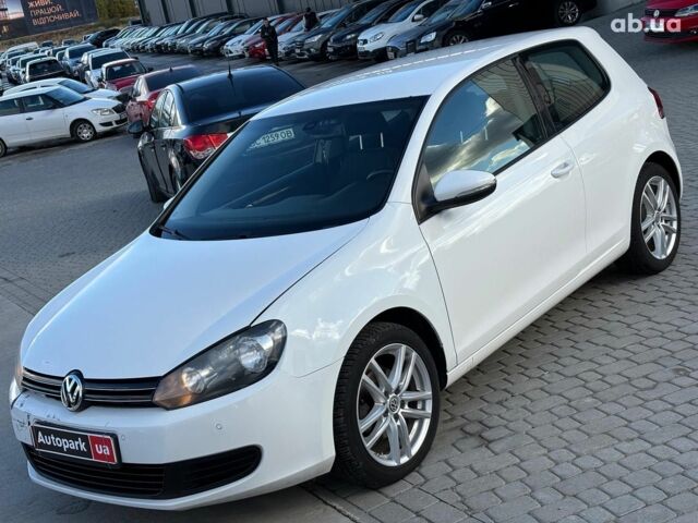 Белый Фольксваген Гольф, объемом двигателя 1.6 л и пробегом 243 тыс. км за 8590 $, фото 10 на Automoto.ua