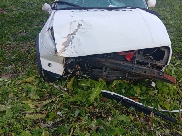 Белый Фольксваген Гольф, объемом двигателя 0 л и пробегом 3 тыс. км за 500 $, фото 2 на Automoto.ua