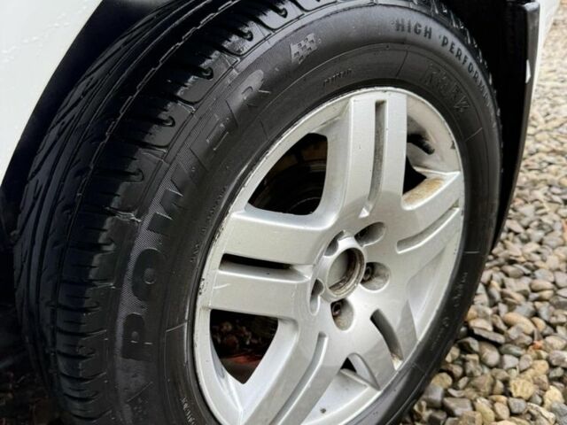 Белый Фольксваген Гольф, объемом двигателя 1.9 л и пробегом 200 тыс. км за 2850 $, фото 12 на Automoto.ua