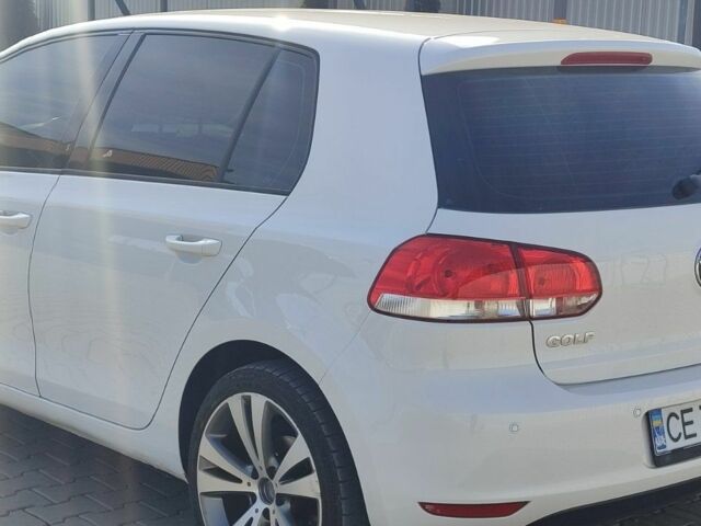 Фольксваген Гольф 2011 в Черновцах на Automoto.ua Белый Фольксваген Гольф, объемом двигателя 1.2 л и пробегом 230 тыс. км за 7581 $, фото 10 на Automoto.ua