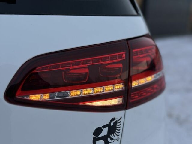 Білий Фольксваген Гольф, об'ємом двигуна 0 л та пробігом 130 тис. км за 6999 $, фото 9 на Automoto.ua