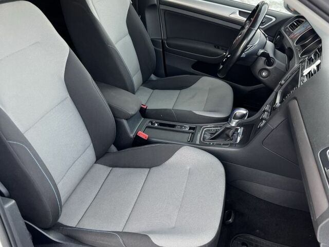 Білий Фольксваген Гольф, об'ємом двигуна 0 л та пробігом 130 тис. км за 6999 $, фото 21 на Automoto.ua