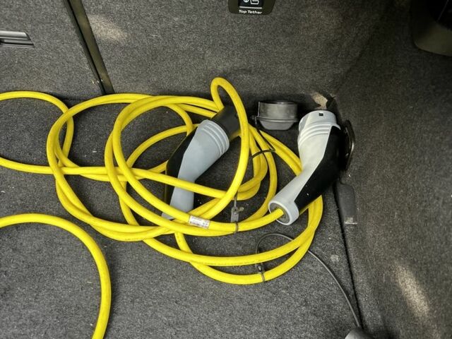 Білий Фольксваген Гольф, об'ємом двигуна 0 л та пробігом 130 тис. км за 6999 $, фото 3 на Automoto.ua