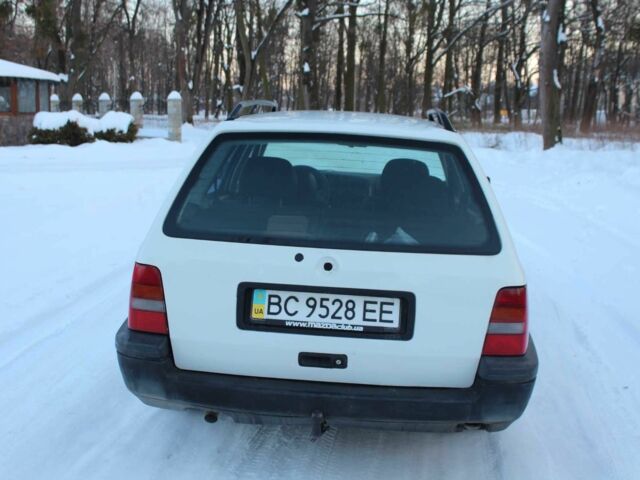 Белый Фольксваген Гольф, объемом двигателя 1.8 л и пробегом 222 тыс. км за 1853 $, фото 5 на Automoto.ua