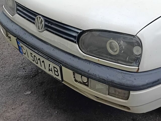 Белый Фольксваген Гольф, объемом двигателя 1.8 л и пробегом 1 тыс. км за 1750 $, фото 1 на Automoto.ua