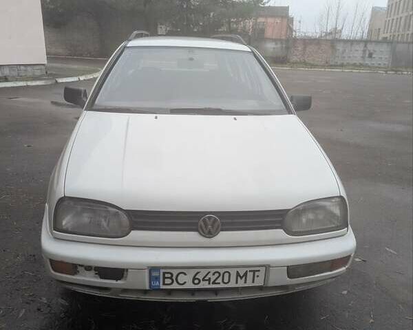 Білий Фольксваген Гольф, об'ємом двигуна 1.8 л та пробігом 247 тис. км за 1500 $, фото 3 на Automoto.ua
