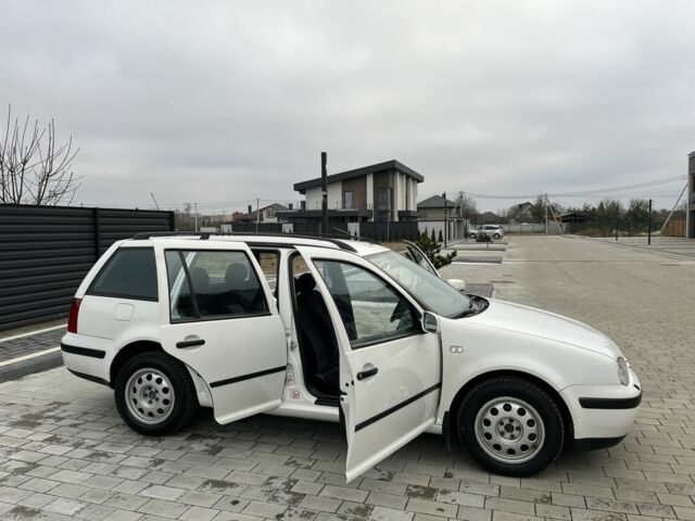 Білий Фольксваген Гольф, об'ємом двигуна 1.9 л та пробігом 275 тис. км за 3850 $, фото 17 на Automoto.ua