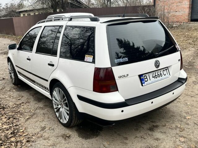 Белый Фольксваген Гольф, объемом двигателя 1.9 л и пробегом 330 тыс. км за 5800 $, фото 2 на Automoto.ua