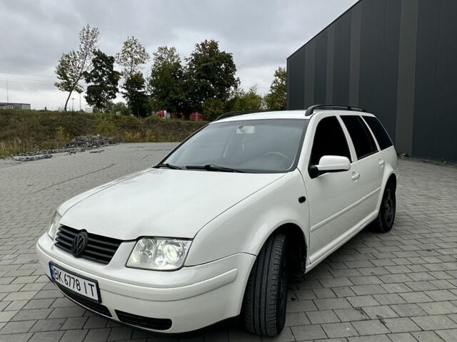 Фольксваген Гольф 2000 в Хмельницком на Automoto.ua Белый Фольксваген Гольф, объемом двигателя 1.9 л и пробегом 315 тыс. км за 3350 $, фото 5 на Automoto.ua