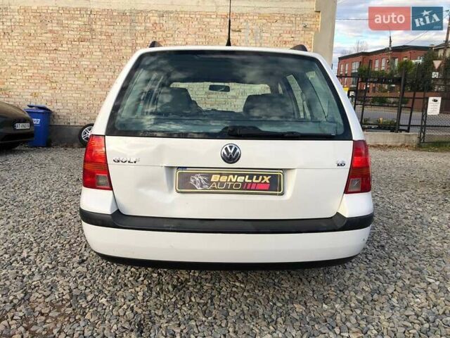 Белый Фольксваген Гольф, объемом двигателя 1.6 л и пробегом 175 тыс. км за 3250 $, фото 17 на Automoto.ua