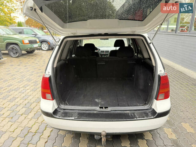 Білий Фольксваген Гольф, об'ємом двигуна 1.9 л та пробігом 344 тис. км за 4850 $, фото 16 на Automoto.ua