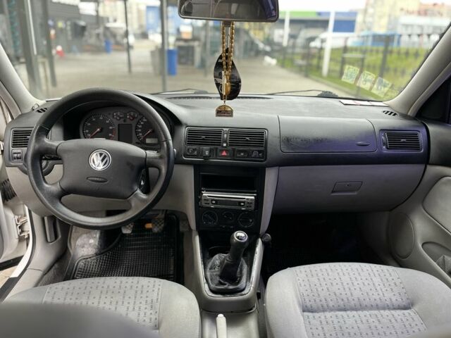 Білий Фольксваген Гольф, об'ємом двигуна 1.6 л та пробігом 175 тис. км за 3850 $, фото 10 на Automoto.ua