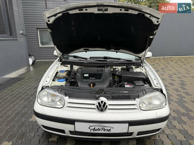 Білий Фольксваген Гольф, об'ємом двигуна 1.9 л та пробігом 344 тис. км за 4850 $, фото 22 на Automoto.ua