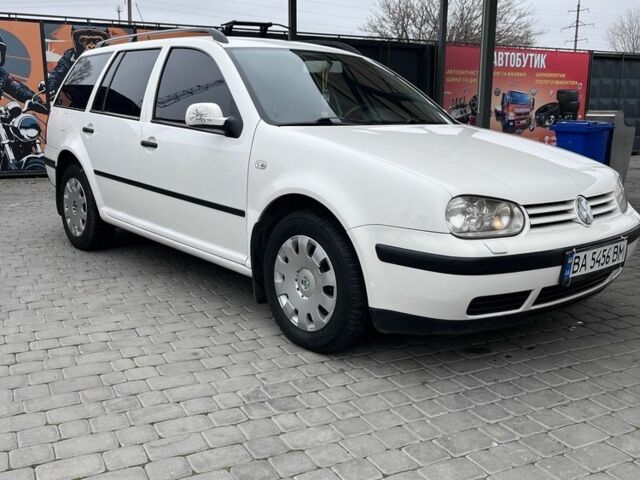 Білий Фольксваген Гольф, об'ємом двигуна 1.6 л та пробігом 175 тис. км за 3850 $, фото 2 на Automoto.ua