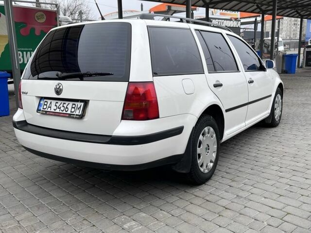 Білий Фольксваген Гольф, об'ємом двигуна 1.6 л та пробігом 175 тис. км за 3850 $, фото 5 на Automoto.ua