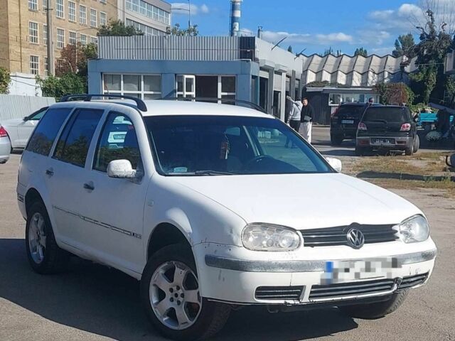 Белый Фольксваген Гольф, объемом двигателя 1.9 л и пробегом 364 тыс. км за 1685 $, фото 4 на Automoto.ua