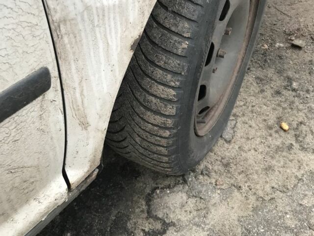 Білий Фольксваген Гольф, об'ємом двигуна 1.9 л та пробігом 2 тис. км за 1067 $, фото 6 на Automoto.ua