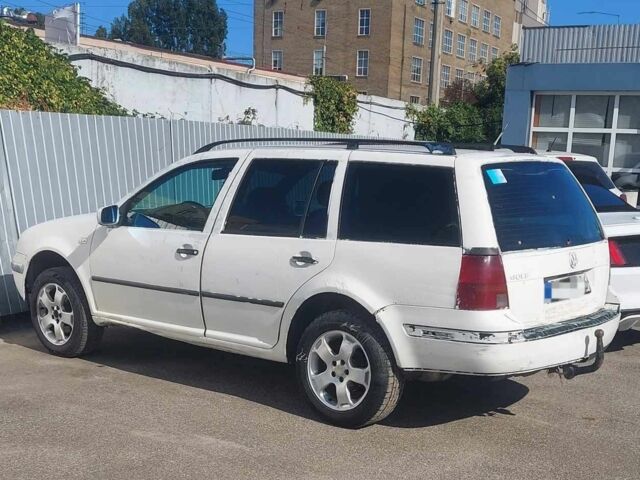 Белый Фольксваген Гольф, объемом двигателя 1.9 л и пробегом 364 тыс. км за 1685 $, фото 6 на Automoto.ua