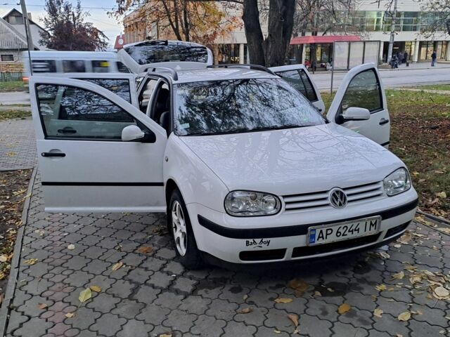 Білий Фольксваген Гольф, об'ємом двигуна 1.4 л та пробігом 138 тис. км за 5000 $, фото 1 на Automoto.ua