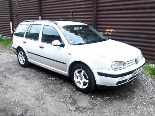 Білий Фольксваген Гольф, об'ємом двигуна 1.4 л та пробігом 138 тис. км за 5000 $, фото 5 на Automoto.ua