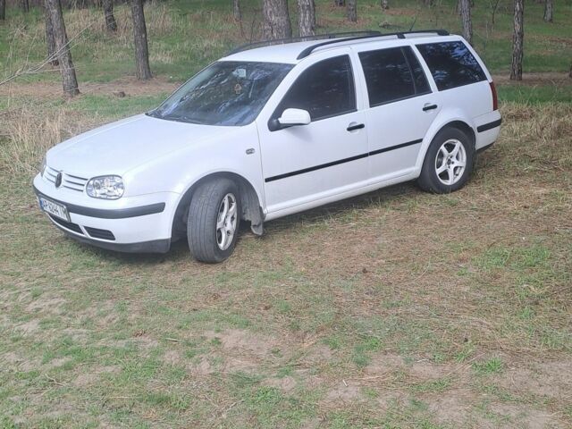 Білий Фольксваген Гольф, об'ємом двигуна 1.4 л та пробігом 138 тис. км за 5000 $, фото 4 на Automoto.ua