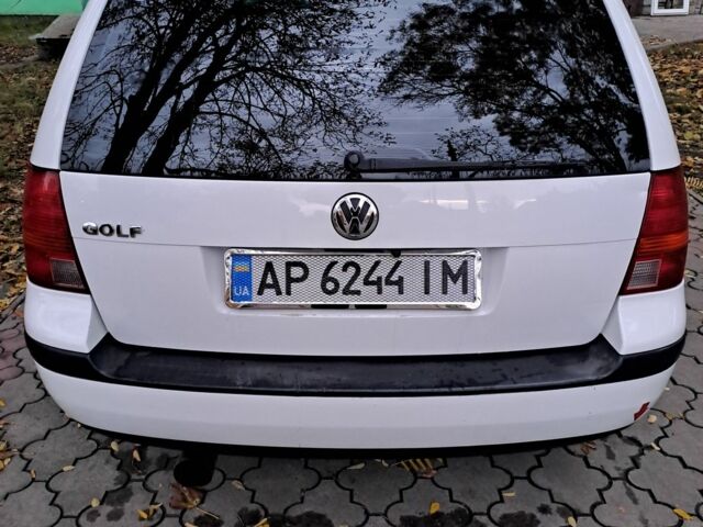 Білий Фольксваген Гольф, об'ємом двигуна 1.4 л та пробігом 138 тис. км за 5000 $, фото 2 на Automoto.ua