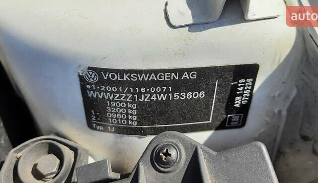 Білий Фольксваген Гольф, об'ємом двигуна 1.9 л та пробігом 300 тис. км за 5500 $, фото 5 на Automoto.ua