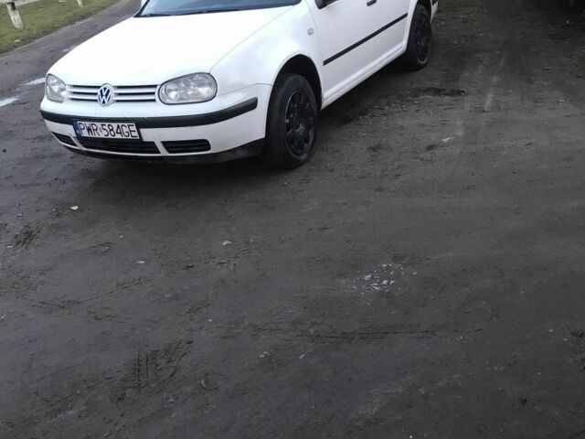 Белый Фольксваген Гольф, объемом двигателя 9 л и пробегом 335 тыс. км за 2100 $, фото 7 на Automoto.ua