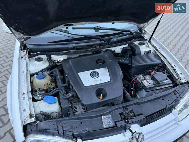 Білий Фольксваген Гольф, об'ємом двигуна 1.9 л та пробігом 220 тис. км за 4250 $, фото 37 на Automoto.ua
