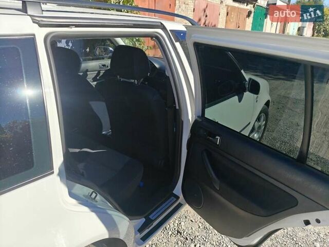 Белый Фольксваген Гольф, объемом двигателя 1.98 л и пробегом 223 тыс. км за 4900 $, фото 10 на Automoto.ua