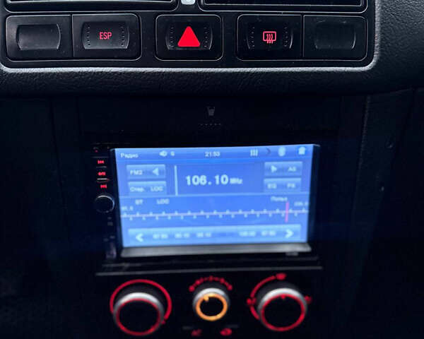 Білий Фольксваген Гольф, об'ємом двигуна 1.6 л та пробігом 244 тис. км за 4600 $, фото 16 на Automoto.ua