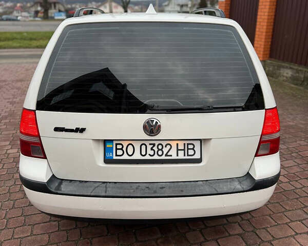 Білий Фольксваген Гольф, об'ємом двигуна 1.6 л та пробігом 244 тис. км за 4600 $, фото 3 на Automoto.ua
