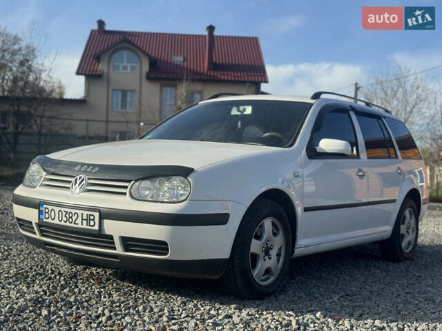 Білий Фольксваген Гольф, об'ємом двигуна 1.6 л та пробігом 243 тис. км за 4400 $, фото 3 на Automoto.ua