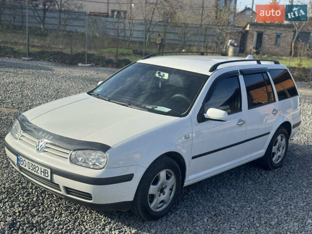 Білий Фольксваген Гольф, об'ємом двигуна 1.6 л та пробігом 243 тис. км за 4400 $, фото 5 на Automoto.ua
