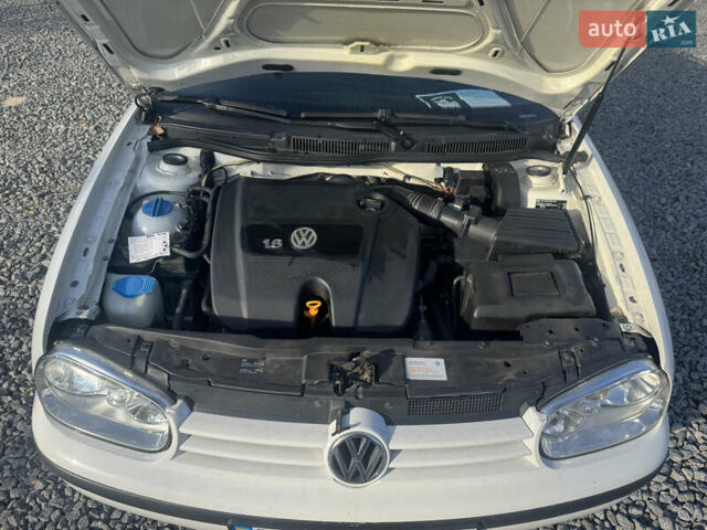 Білий Фольксваген Гольф, об'ємом двигуна 1.6 л та пробігом 243 тис. км за 4400 $, фото 36 на Automoto.ua