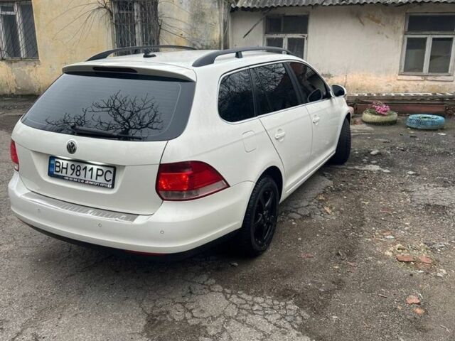 Білий Фольксваген Гольф, об'ємом двигуна 2 л та пробігом 220 тис. км за 6500 $, фото 4 на Automoto.ua